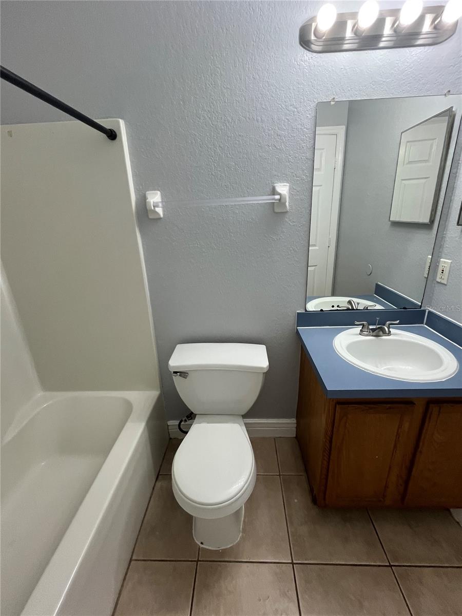 MCLEOD GARDENS PH 02 - Residential Lease