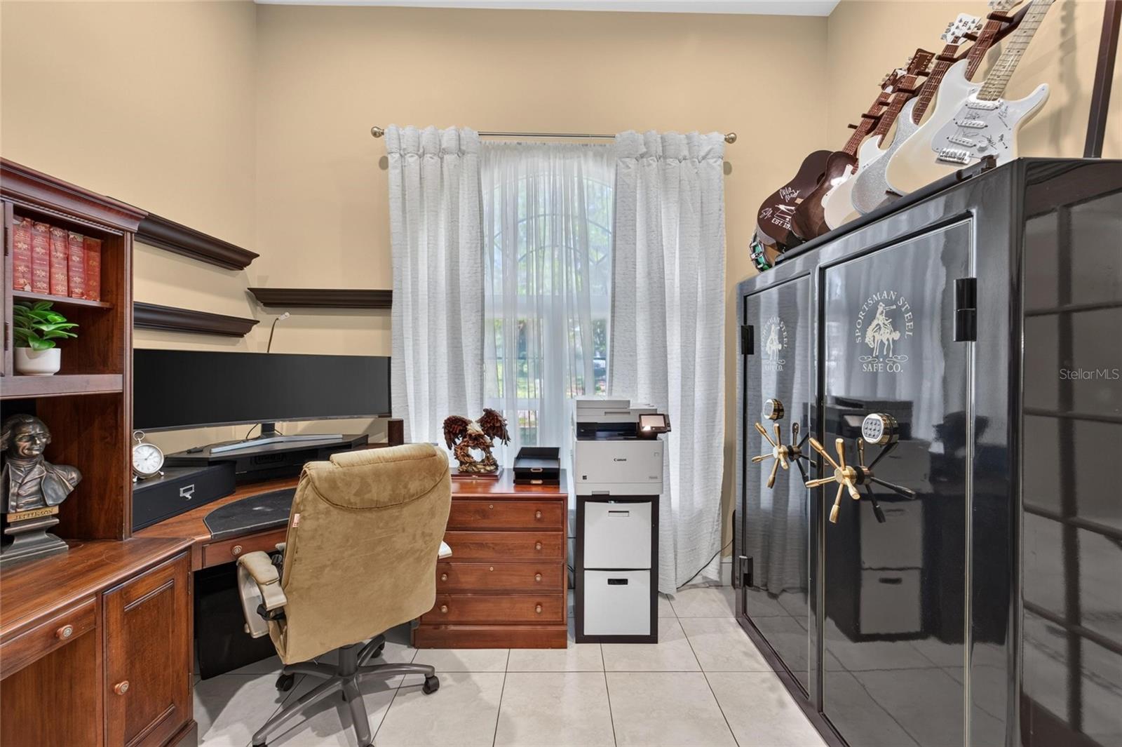 1009 EMERALD CREEK DRIVE