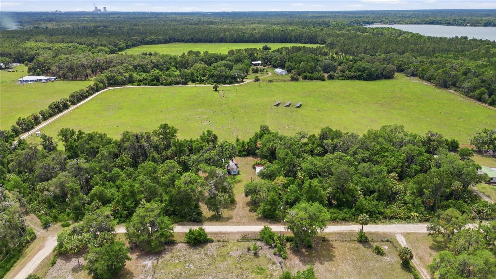 WESTRIDGE ACRES - Residential