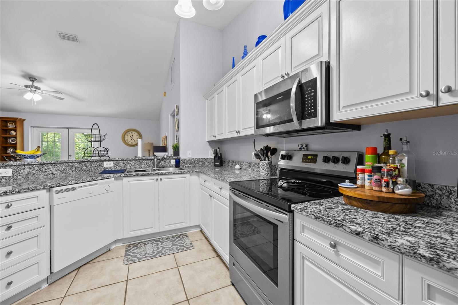 SANTA FE RIVER PLANTATIONS - Residential