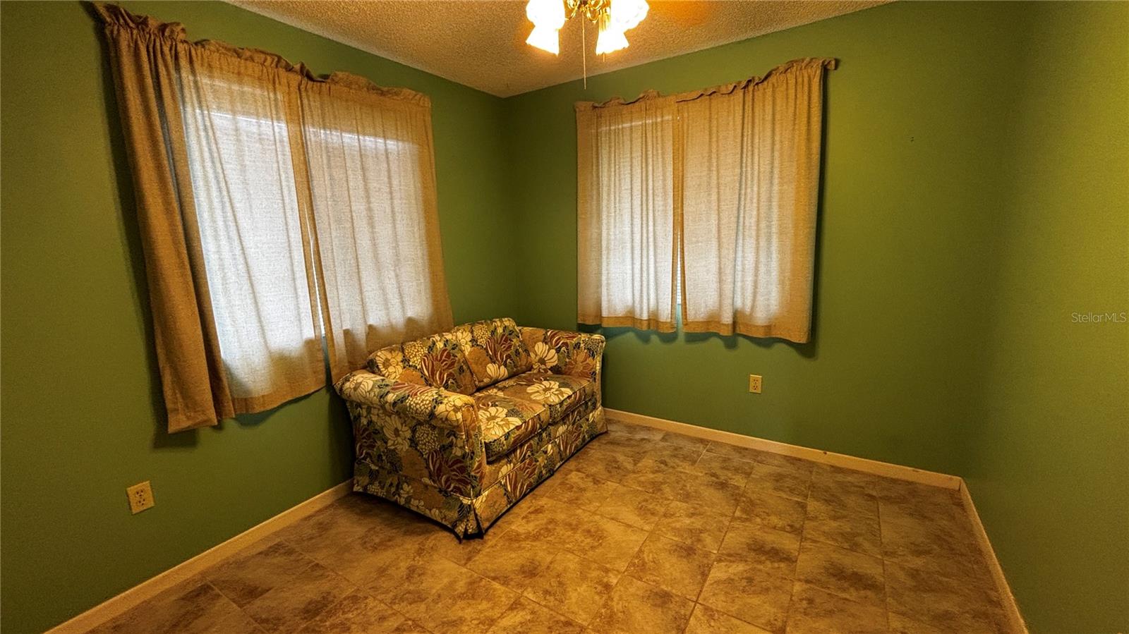 OAK RUN NBRHD 03 - Residential