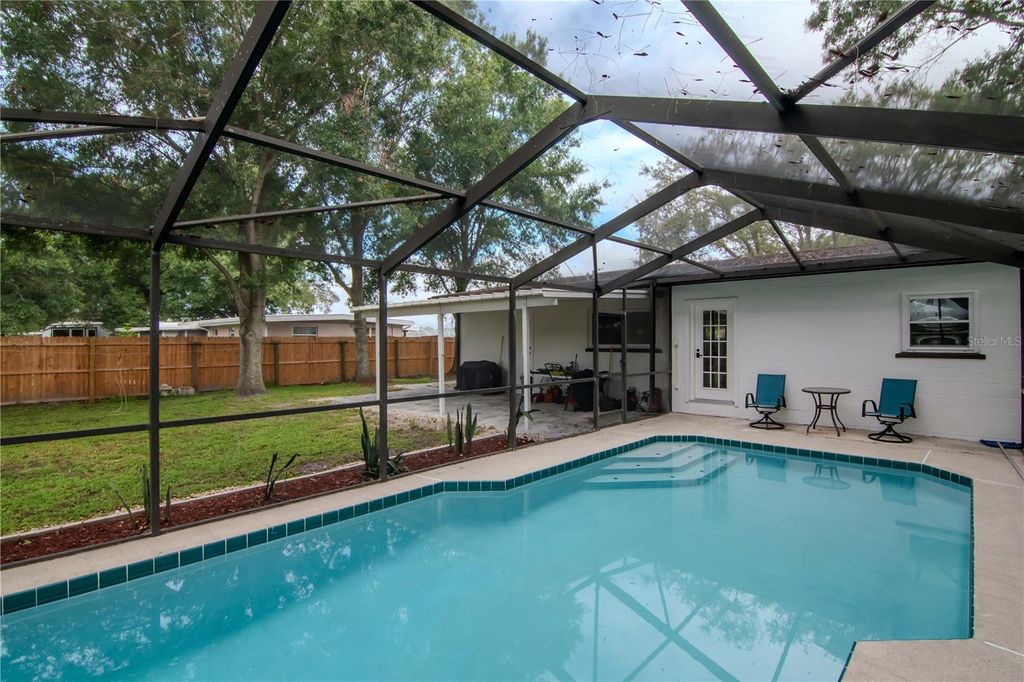 Photo of 204 7th Avenue NW, Ruskin, FL 33570 (MLS # TB8425783)