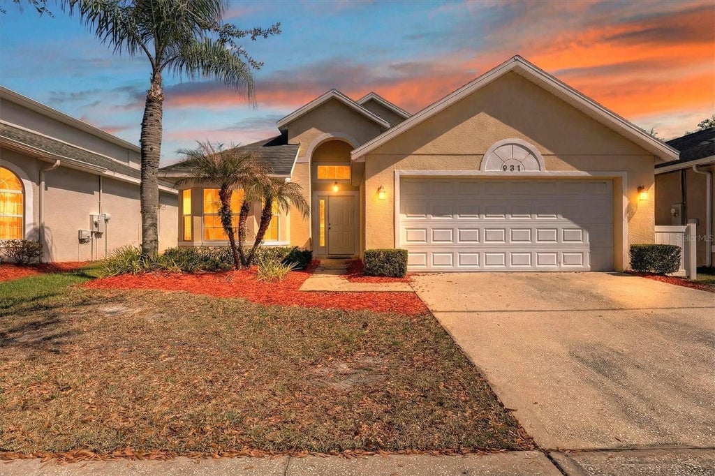 Photo of 931 Emerald Green Court, Kissimmee, FL 34746 (MLS # S5155241)