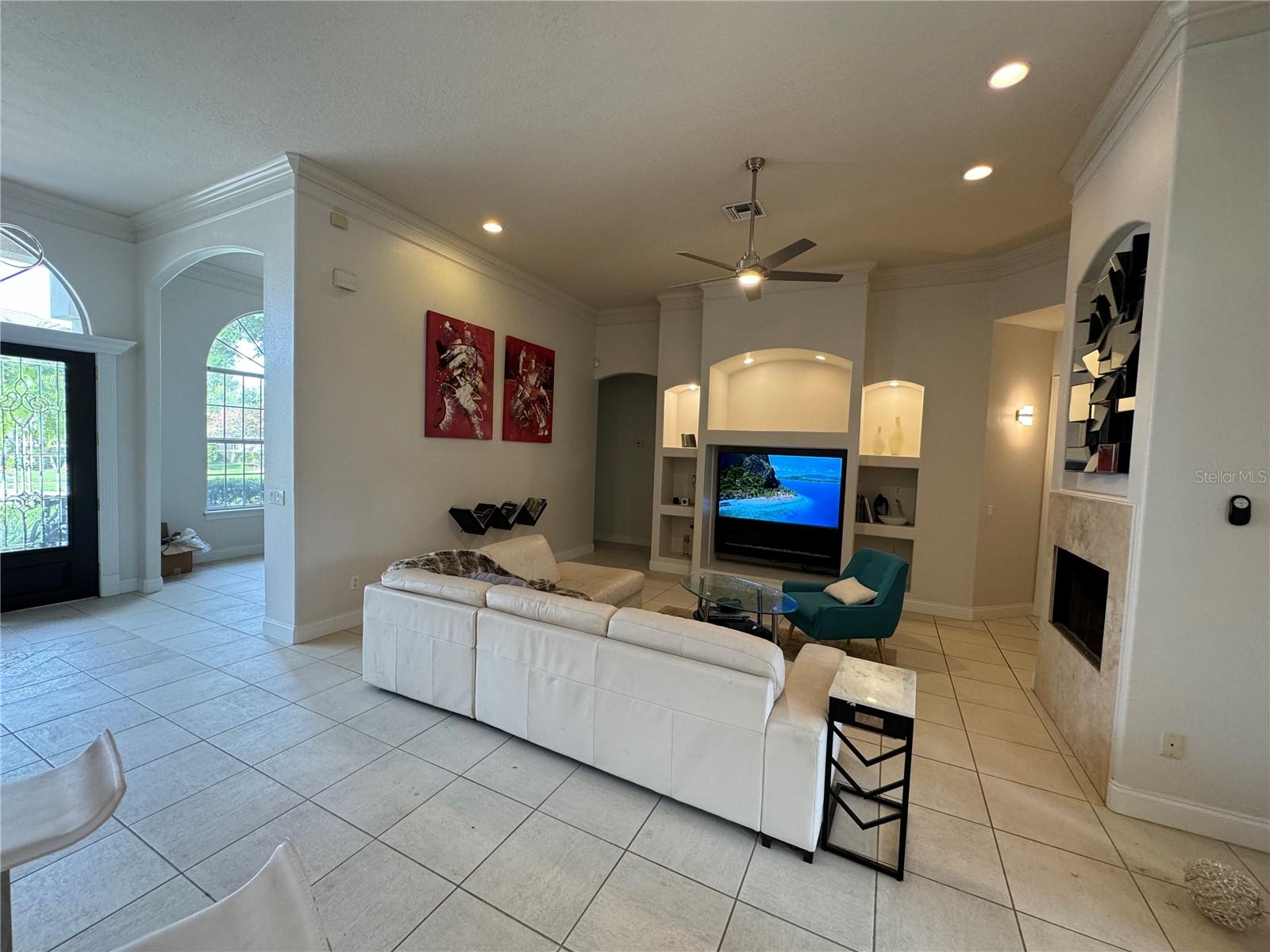 SOUTH BAY VILLAS - Residential Lease