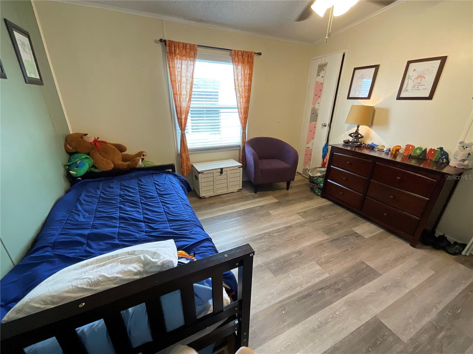 SHADOW BROOK MOBILE HOME - Residential