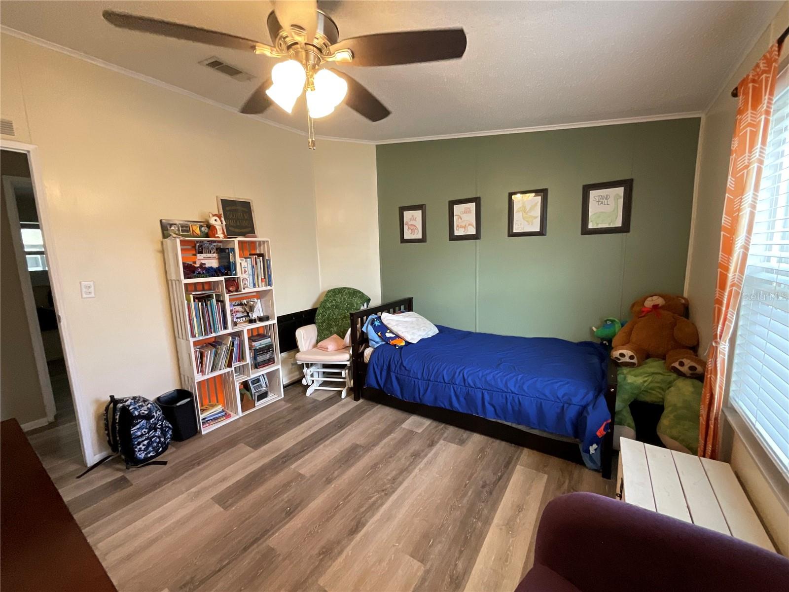 SHADOW BROOK MOBILE HOME - Residential