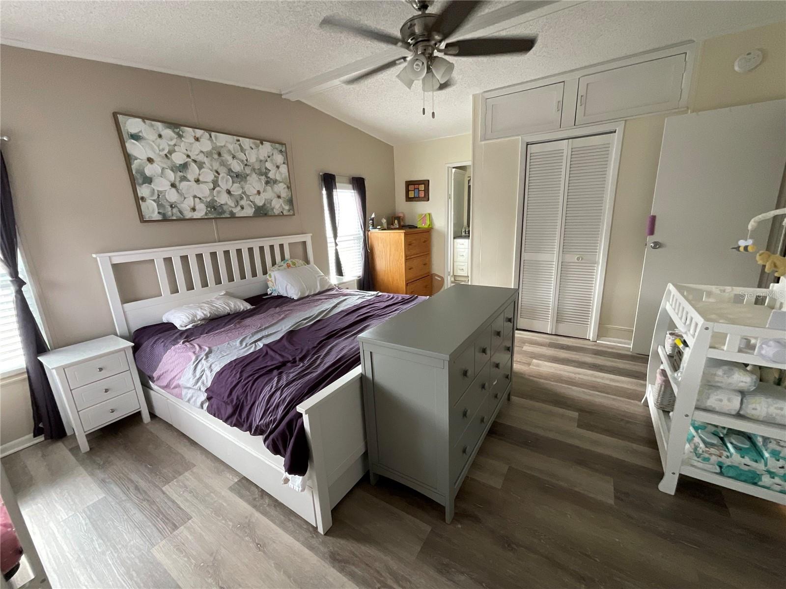 SHADOW BROOK MOBILE HOME - Residential