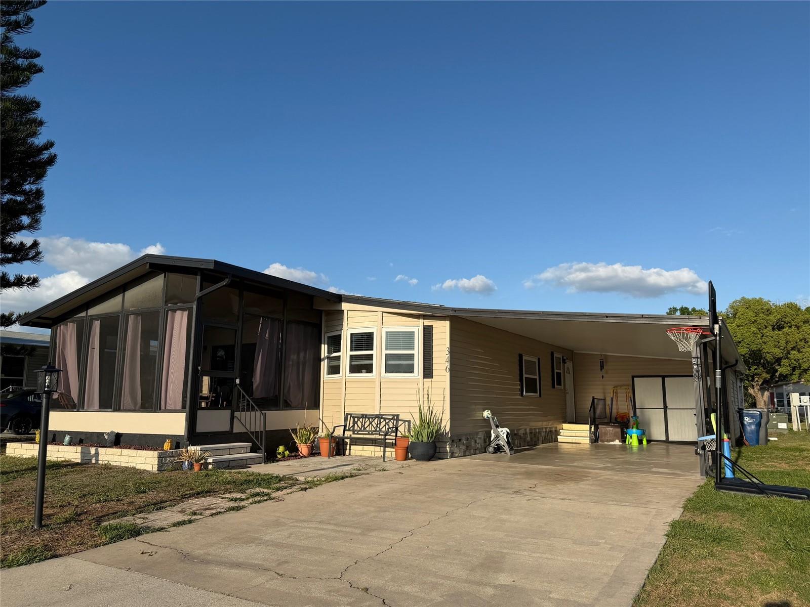 SHADOW BROOK MOBILE HOME - Residential