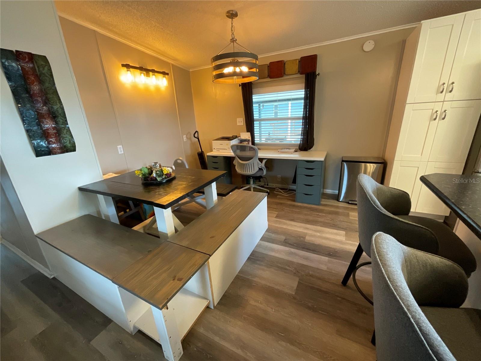 SHADOW BROOK MOBILE HOME - Residential