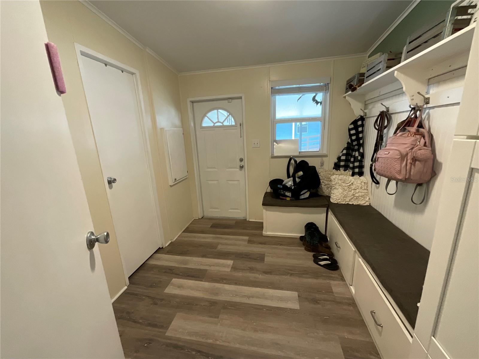 SHADOW BROOK MOBILE HOME - Residential