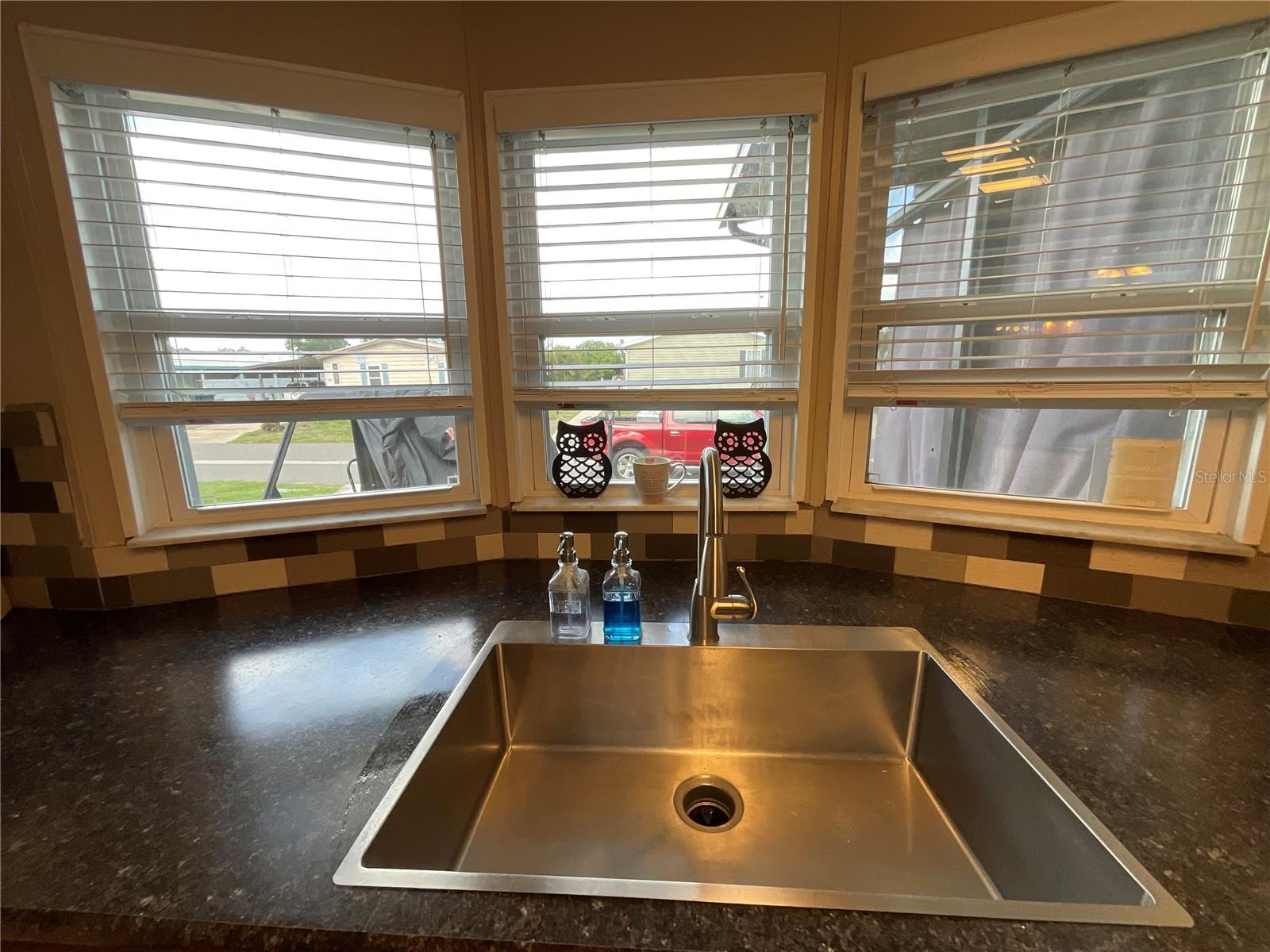 SHADOW BROOK MOBILE HOME - Residential