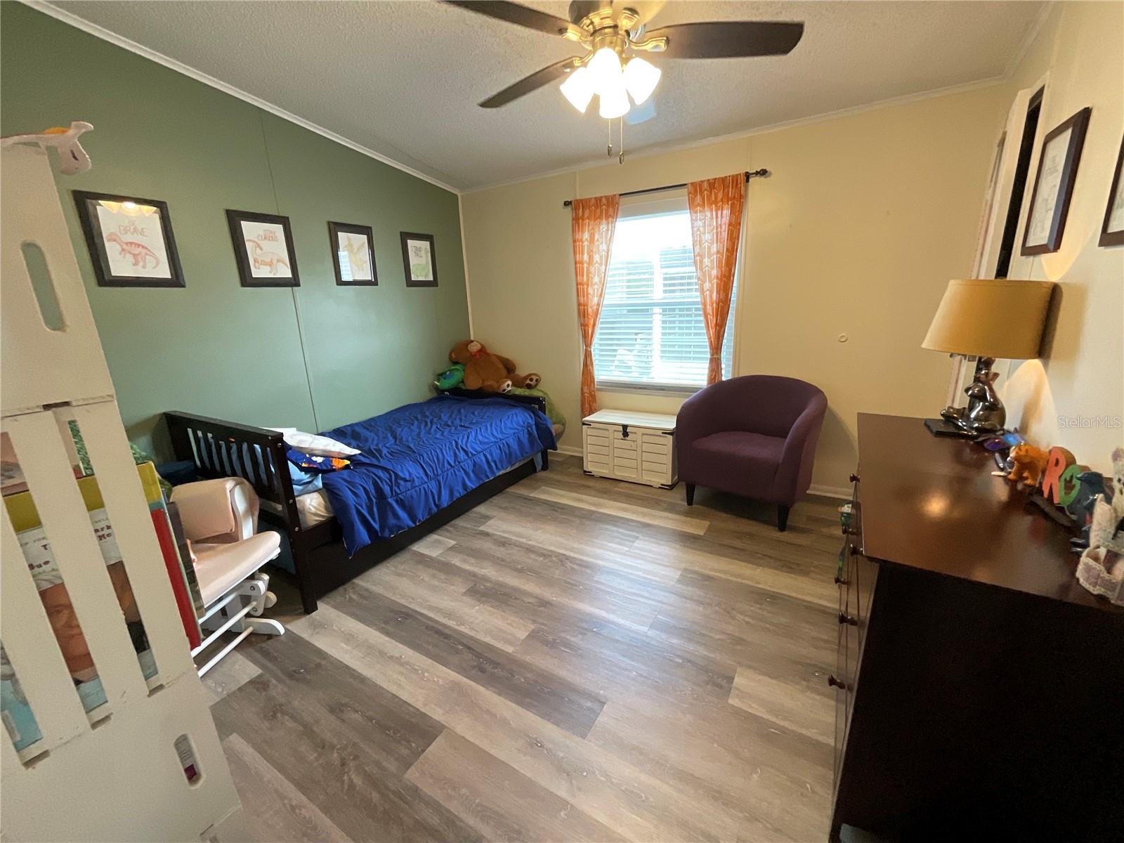 SHADOW BROOK MOBILE HOME - Residential