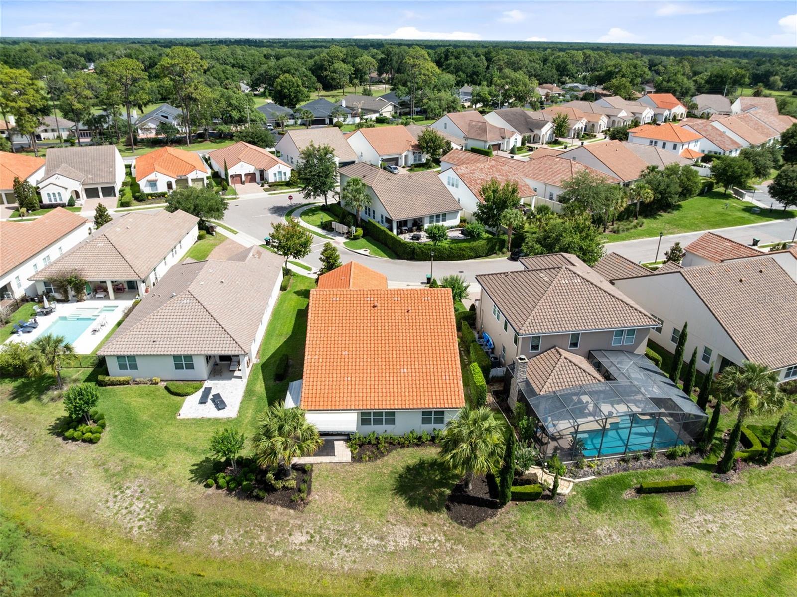 ESTATES/SWEETWATER GOLF & COUN - Residential