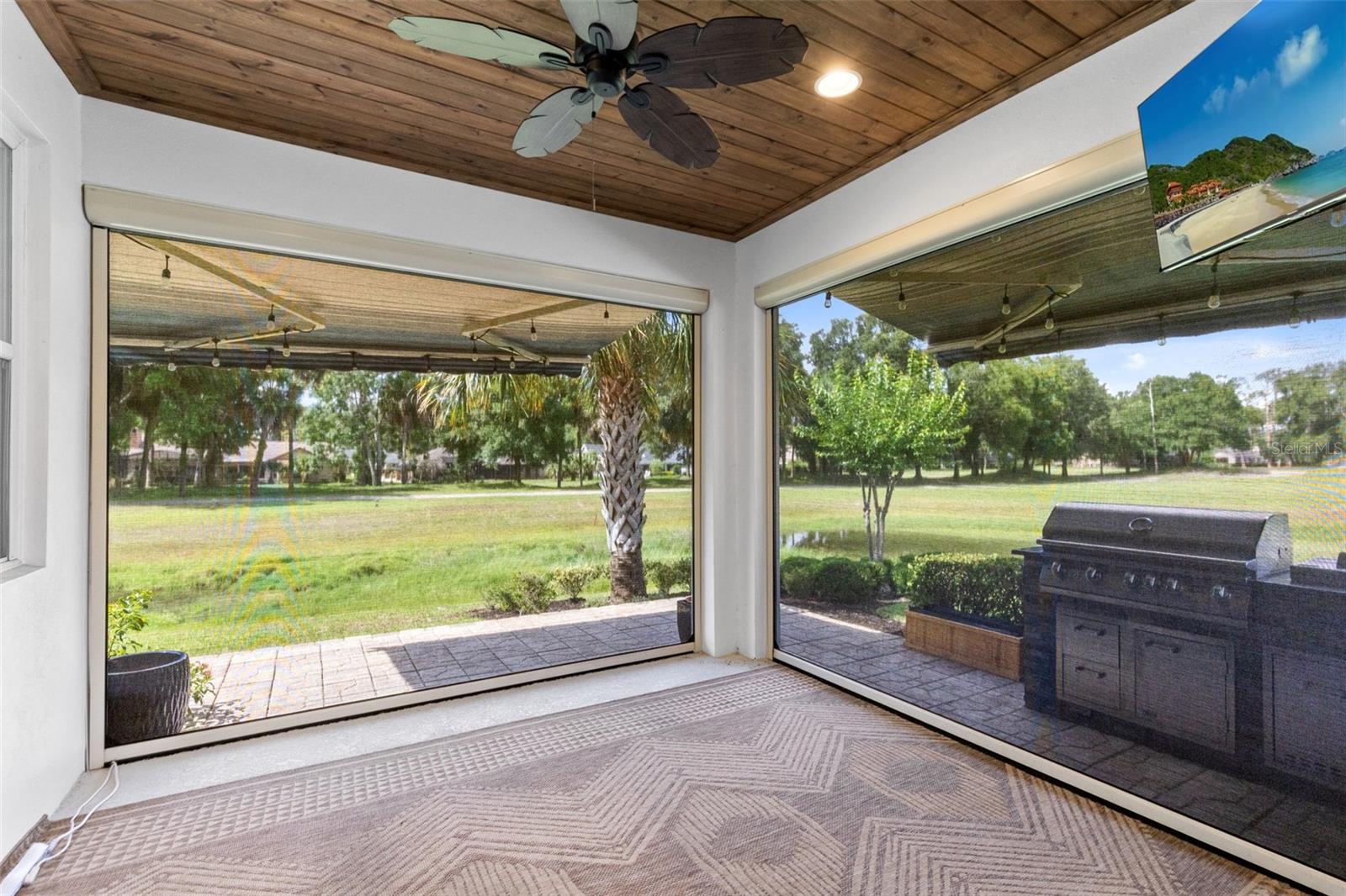ESTATES/SWEETWATER GOLF & COUN - Residential