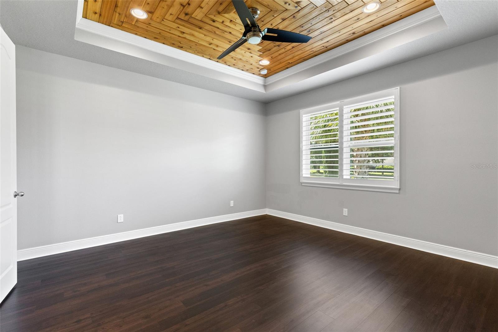 ESTATES/SWEETWATER GOLF & COUN - Residential