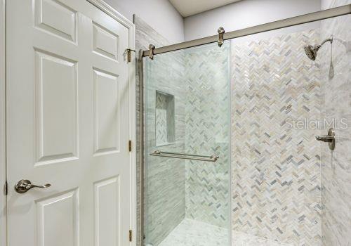 ENGLEWOOD GARDENS - Residential Lease