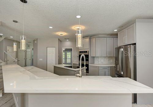 ENGLEWOOD GARDENS - Residential Lease