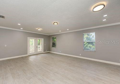 ENGLEWOOD GARDENS - Residential Lease