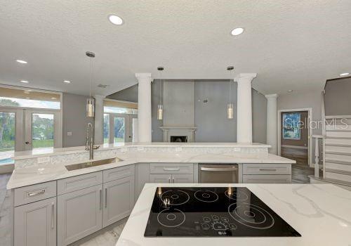 ENGLEWOOD GARDENS - Residential Lease