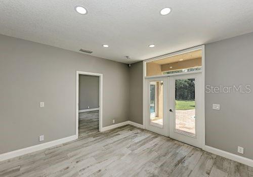 ENGLEWOOD GARDENS - Residential Lease