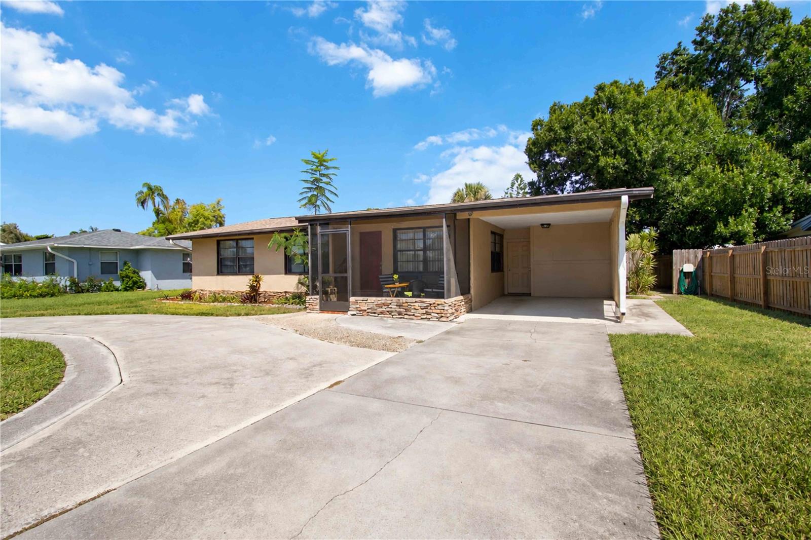 2127 SHAWNEE STREET, SARASOTA, FL, 34231 1 2127 SHAWNEE STREET