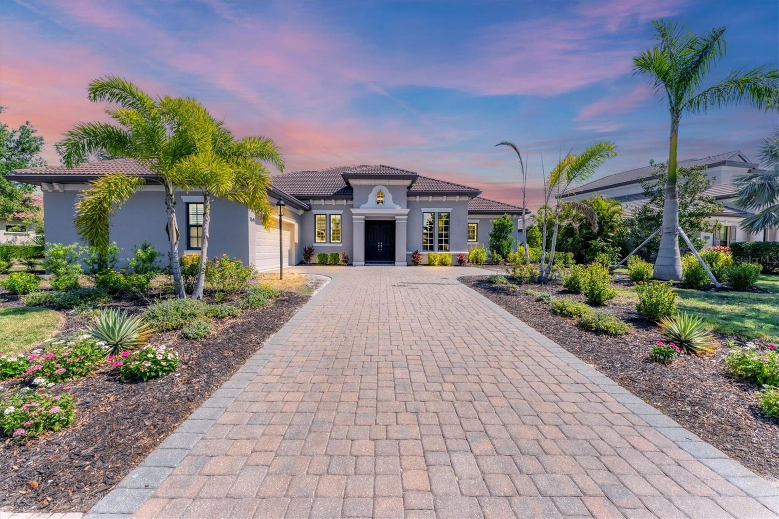 7643 HADDINGTON COVE