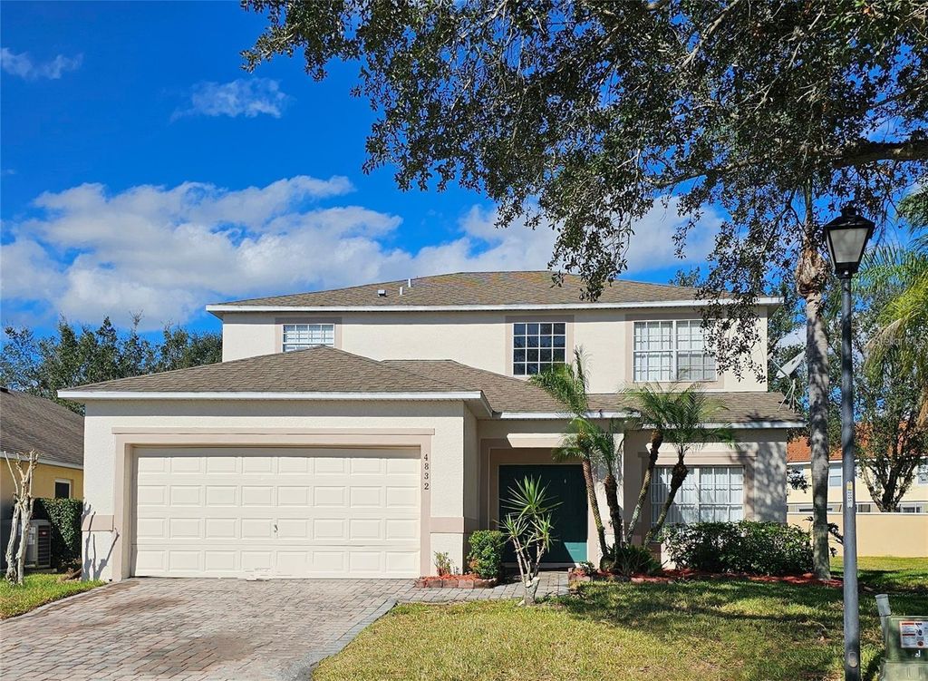 Photo of 4832 Cumbrian Lakes Drive, Kissimmee, FL 34746 (MLS # S5143572)