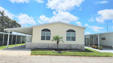 Photo of 3386 Oakwood Boulevard N, Sarasota, FL 34237 (MLS # A4675984)