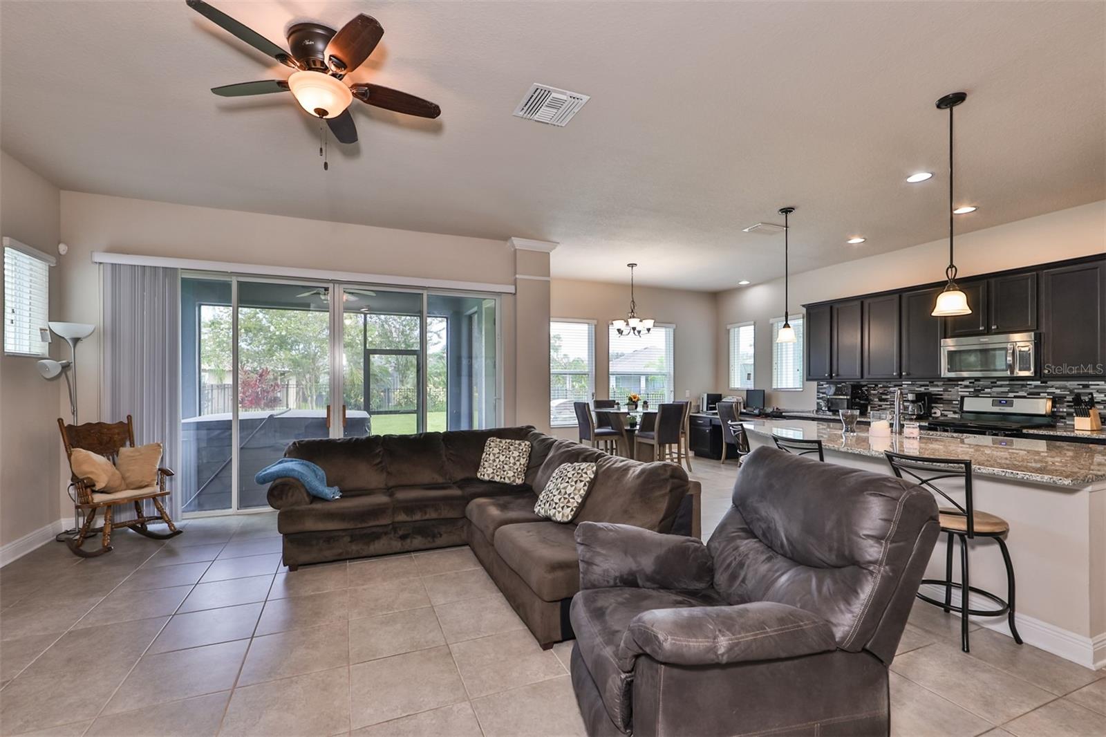 6912 MAKERS WAY
