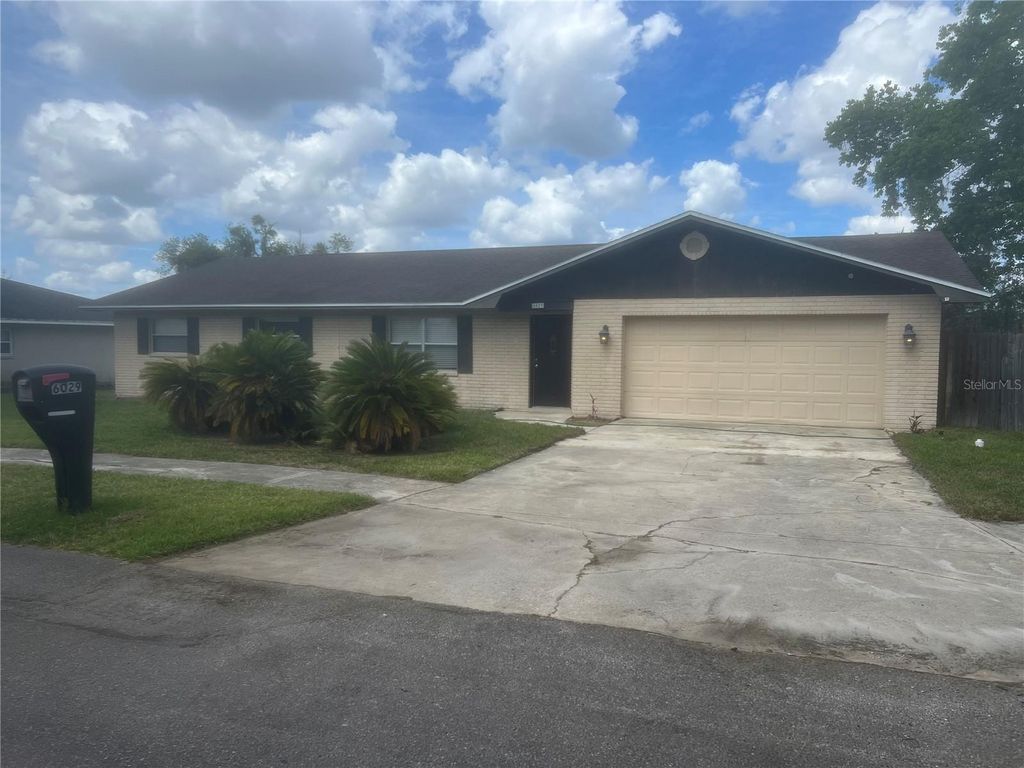 Photo of 6029 Christina Drive W, Lakeland, FL 33813 (MLS # TB8497559)