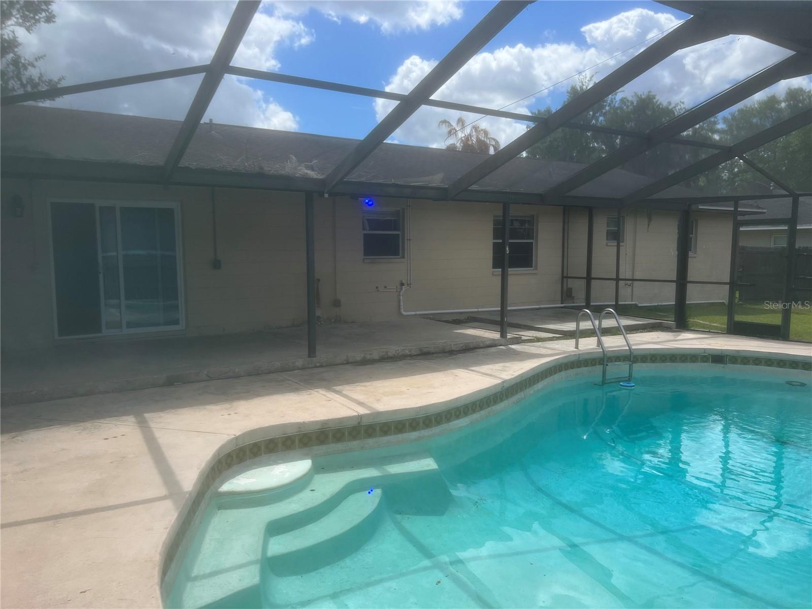 CHRISTINA SHORES - Residential