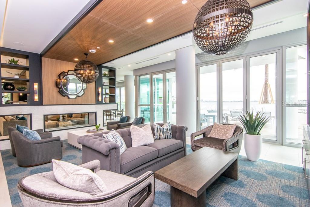 VIRAGE BAYSHORE - Residential