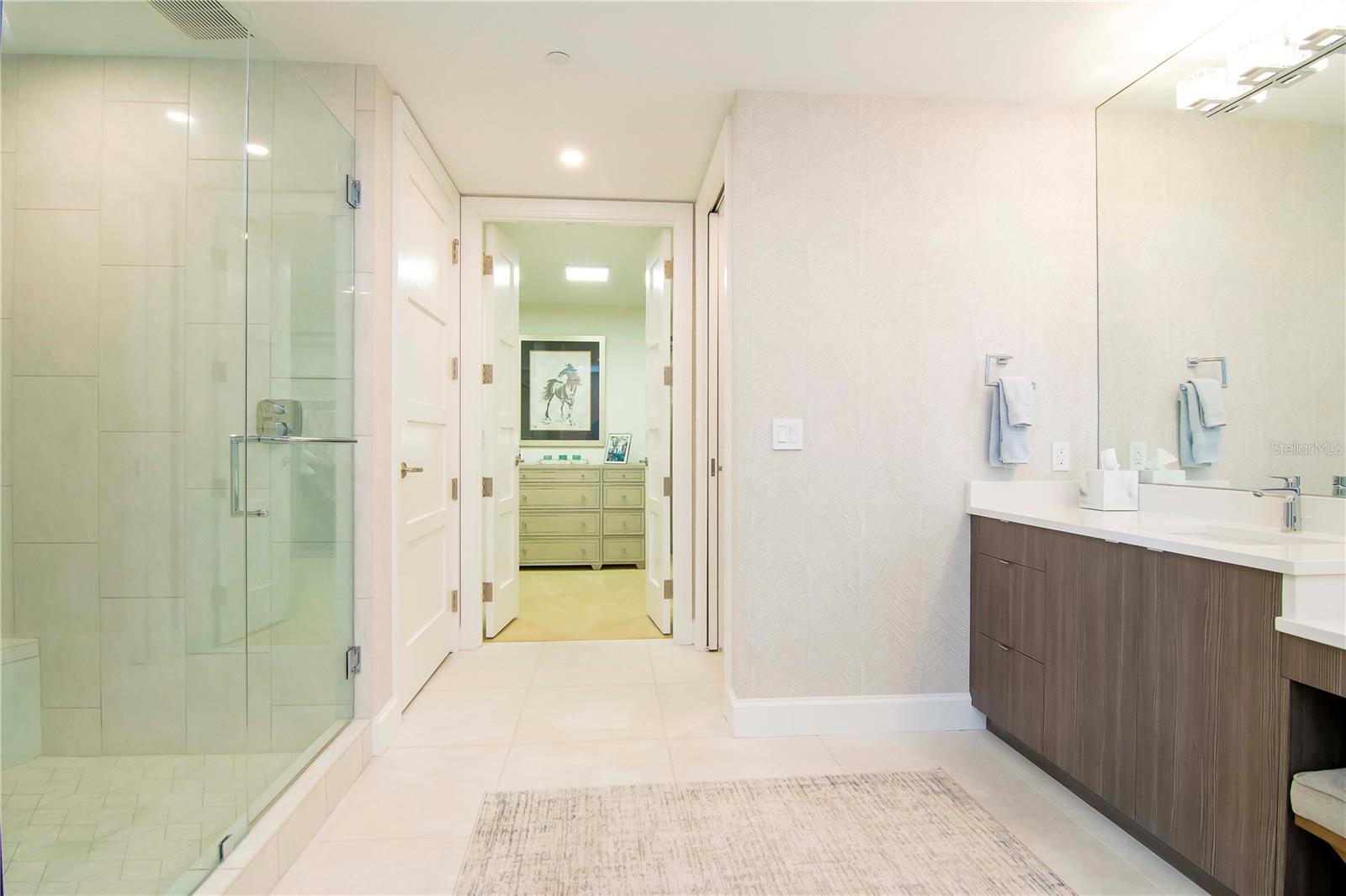 VIRAGE BAYSHORE - Residential