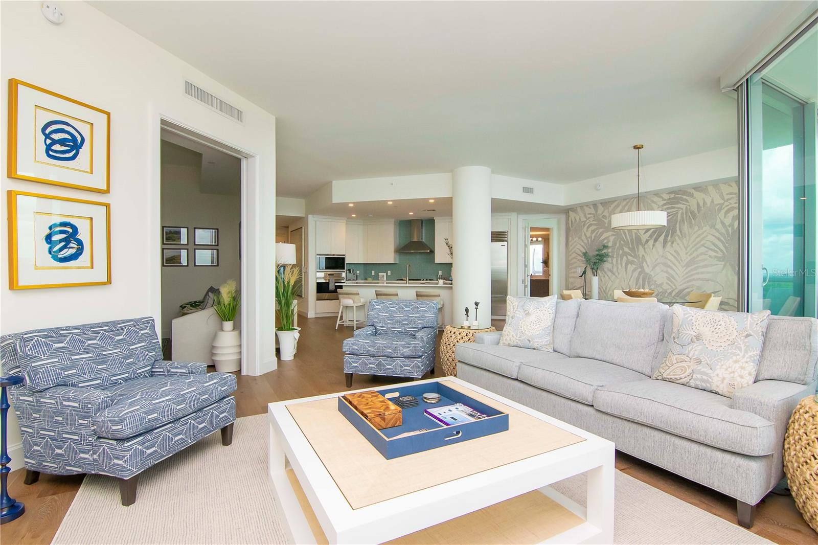 VIRAGE BAYSHORE - Residential