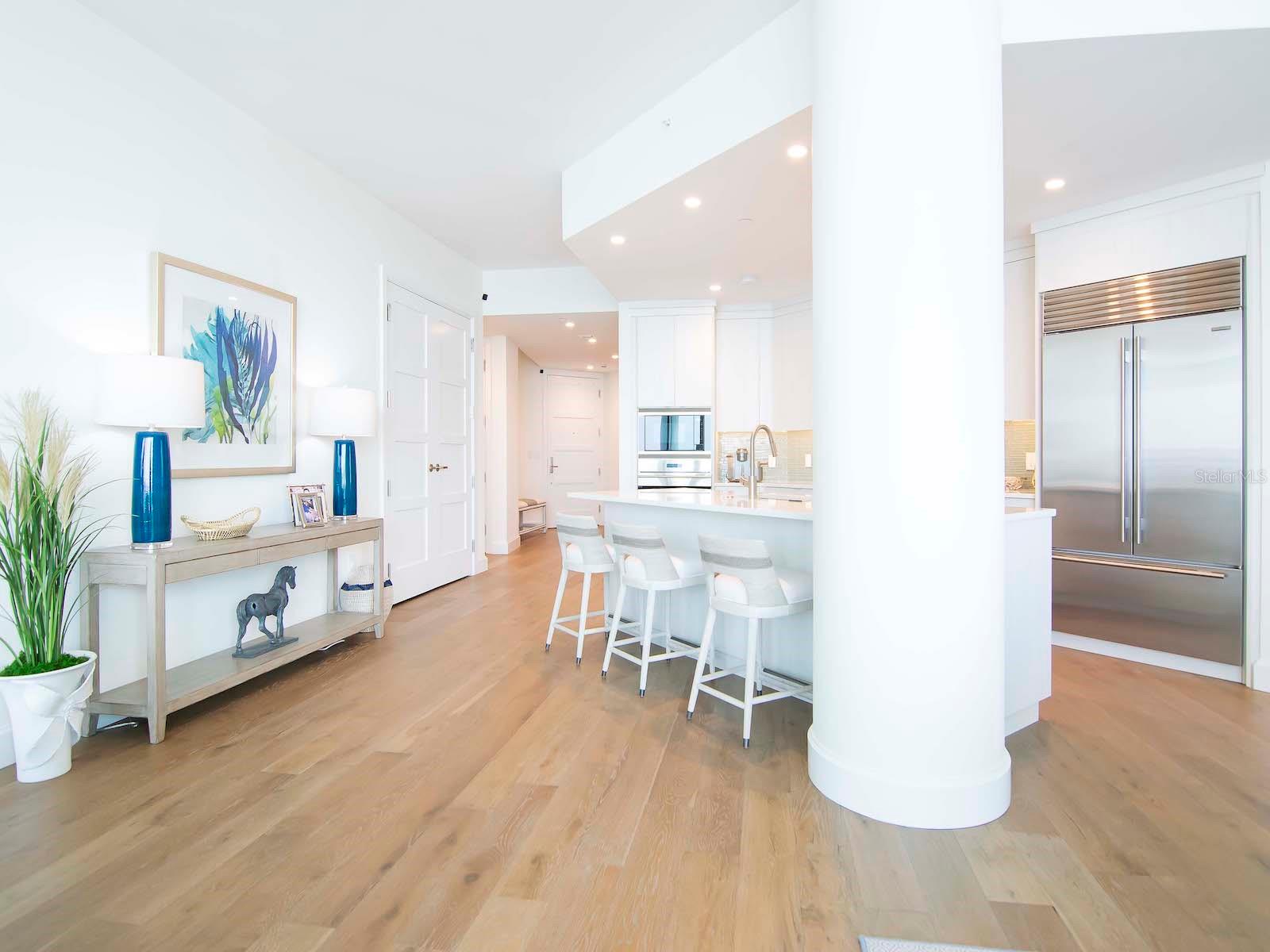 VIRAGE BAYSHORE - Residential