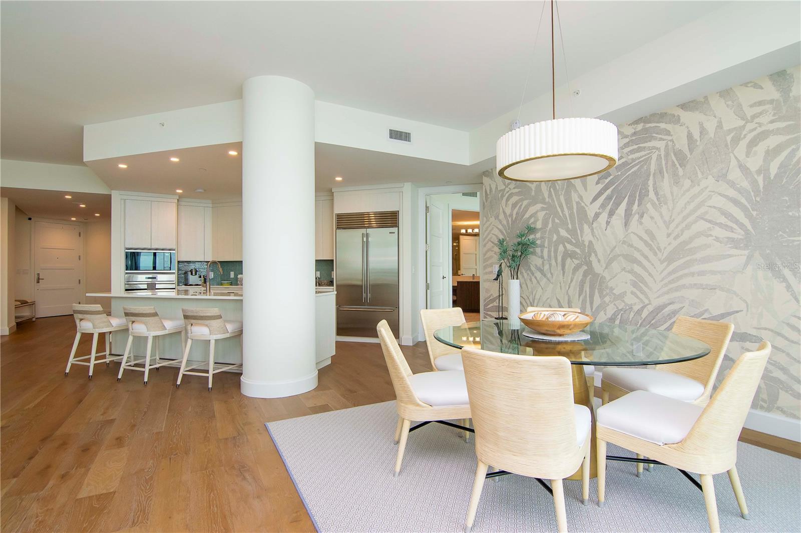 VIRAGE BAYSHORE - Residential