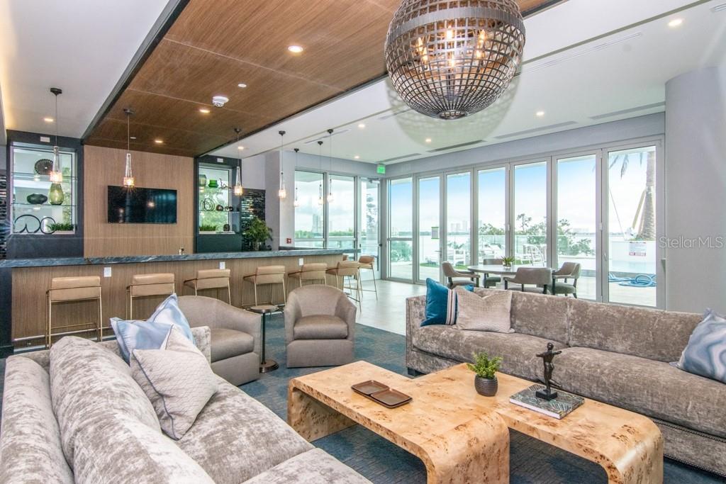 VIRAGE BAYSHORE - Residential