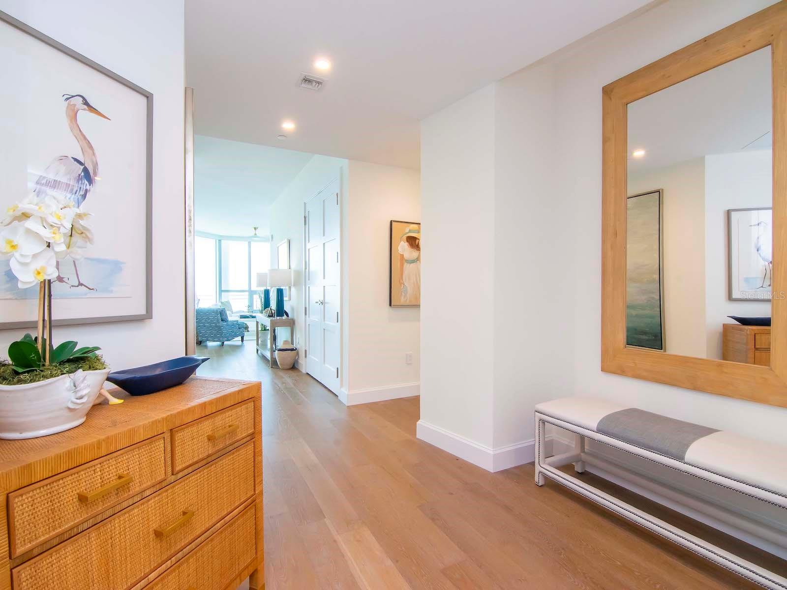 VIRAGE BAYSHORE - Residential