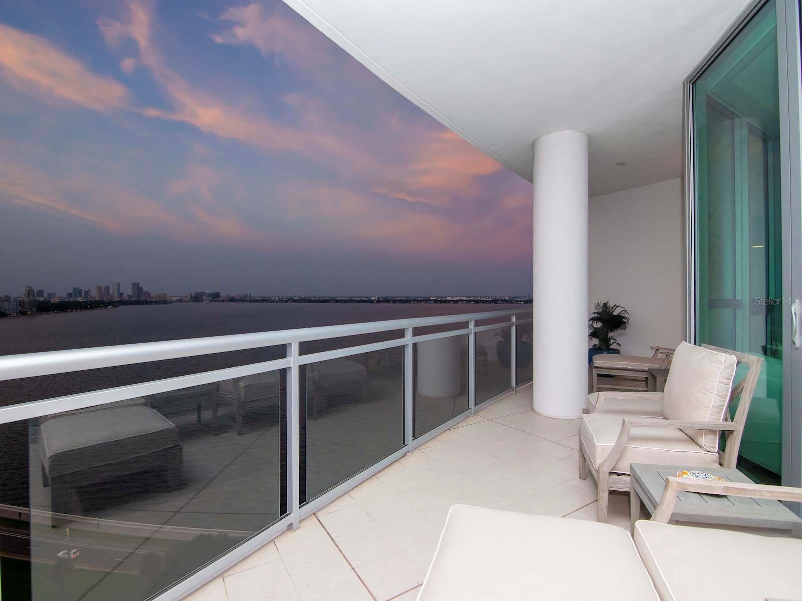 VIRAGE BAYSHORE - Residential