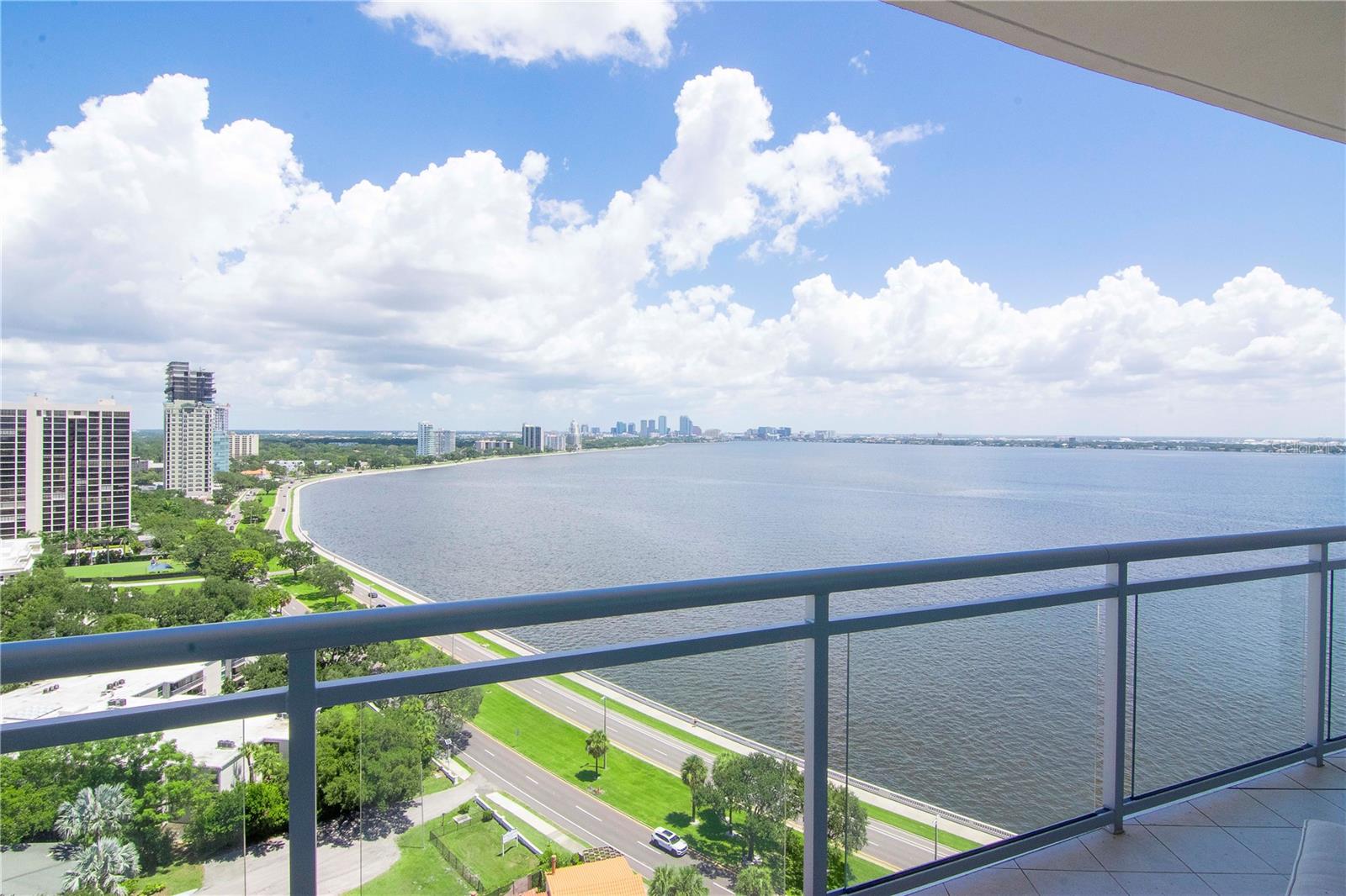 VIRAGE BAYSHORE - Residential