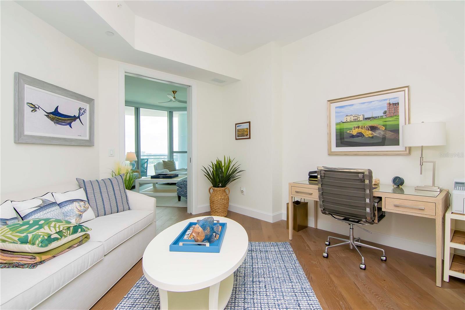 VIRAGE BAYSHORE - Residential