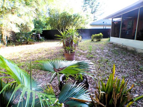 Tiny photo for 10 Sequoia Drive Trace, Ocklawaha, FL 32179 (MLS # OM724330)