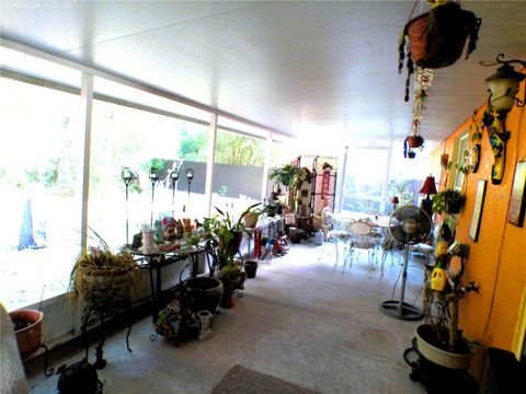Tiny photo for 10 Sequoia Drive Trace, Ocklawaha, FL 32179 (MLS # OM724330)