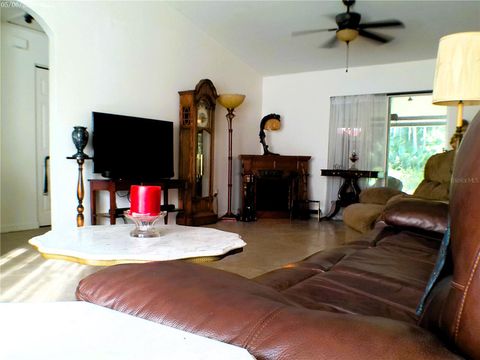Tiny photo for 10 Sequoia Drive Trace, Ocklawaha, FL 32179 (MLS # OM724330)