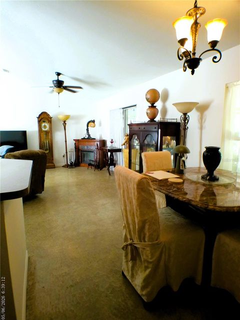 Tiny photo for 10 Sequoia Drive Trace, Ocklawaha, FL 32179 (MLS # OM724330)