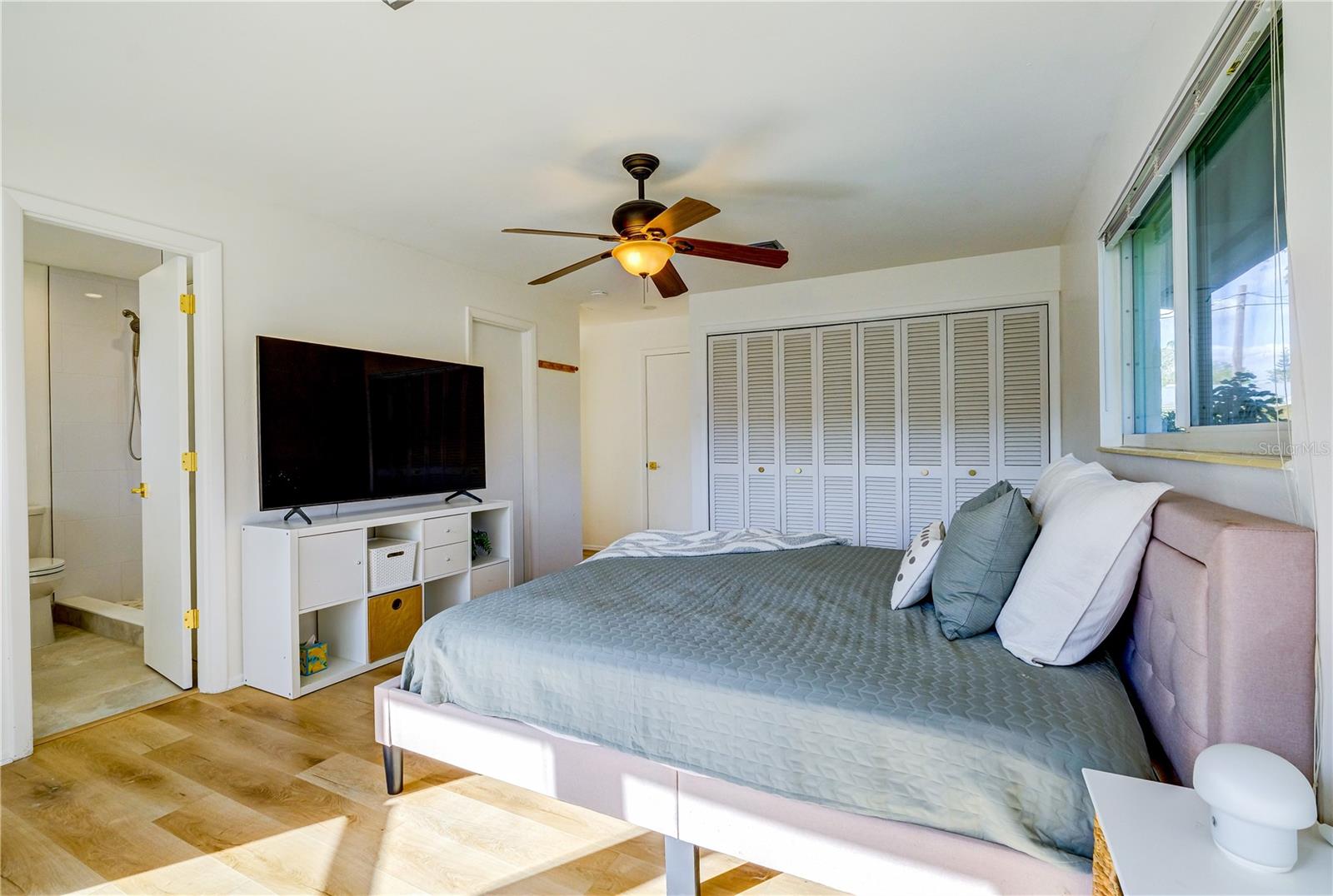 SOUTH GATE - Residential Lease