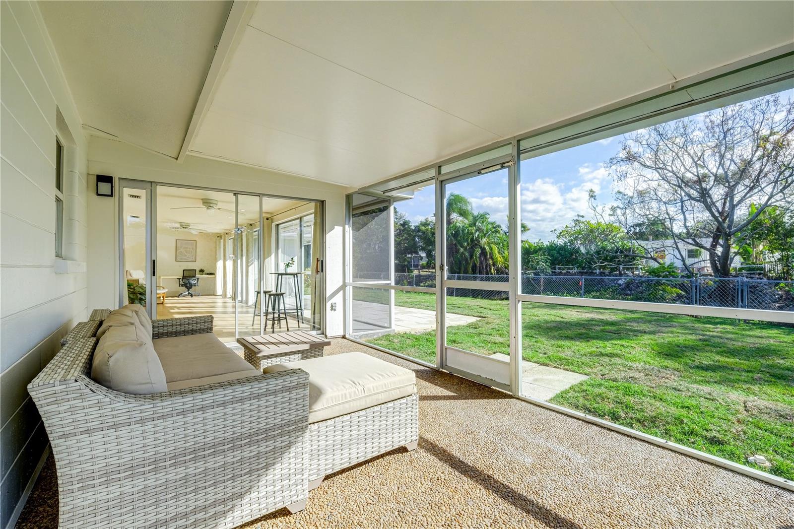 SOUTH GATE - Residential Lease