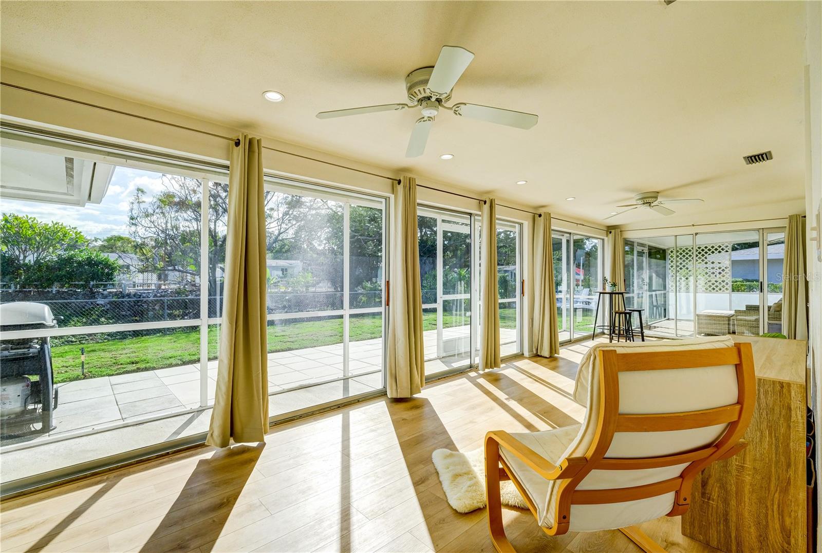 SOUTH GATE - Residential Lease