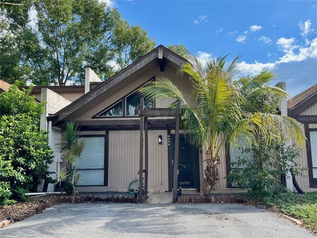 Photo of 4006 Muriel Place #5C, Tampa, FL 33614 (MLS # TB8424364)