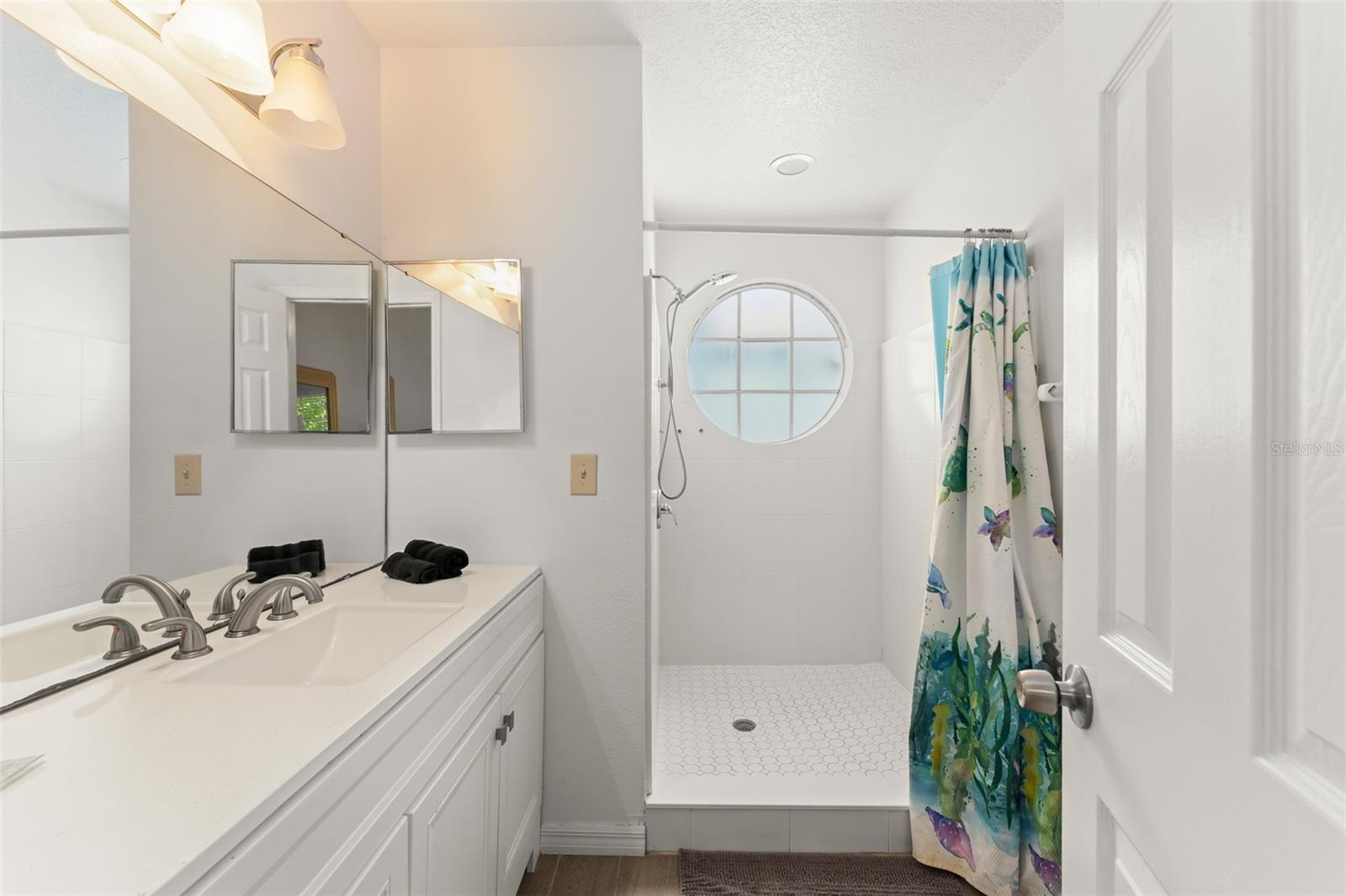 VILLAS AT SOMERSET THE - Residential